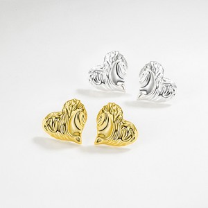 Unique Heart Stud Earring 40400051