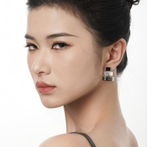 Geometric 3 Tones Layers Stud Earring 40400056 Geometric 3 Tones Layers Stud Earring 40400056