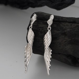 Geometric Vintage Wing Stud Earring 40400060 Geometric Vintage Wing Stud Earring 40400060