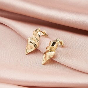 S925 Irregularly Wrinkled Stud Earrings 40400081
