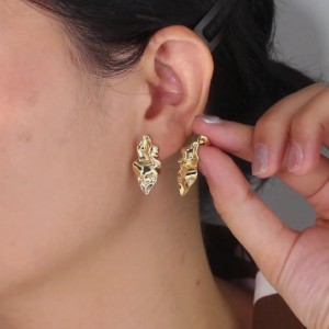 S925 Irregularly Wrinkled Stud Earrings 40400081