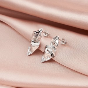 S925 Irregularly Wrinkled Stud Earrings 40400081