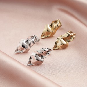 S925 Irregularly Wrinkled Stud Earrings 40400081