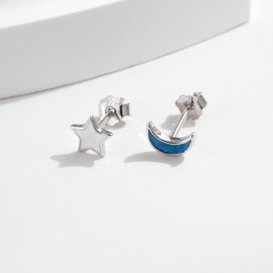 925 Sterling Silver Sweet Moon Star Stud Earring 40400091