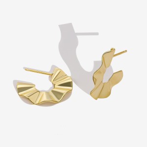 925 Sterling Silver Irregular C-Shaped Textured Earring 40400109 925 Sterling Silver Irregular C-Shaped Textured Earring 40400109