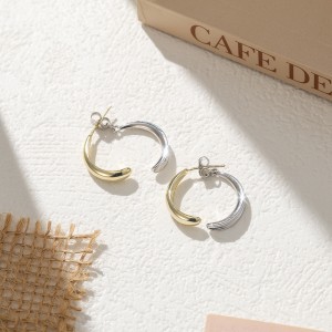 925 Sterling Silver Two-Tone Fish Tail Crossover Earring 40400111 925 Sterling Silver Two-Tone Fish Tail Crossover Earring 40400111