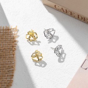 925 Sterling Silver Lucky Four-Leaf Clover Earring 40400112