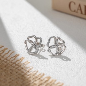 925 Sterling Silver Lucky Four-Leaf Clover Earring 40400112
