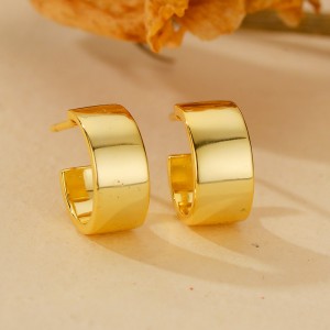 925 Sterling Silver Wide-Surface C-Shape Minimalist Stud Earring 40400118