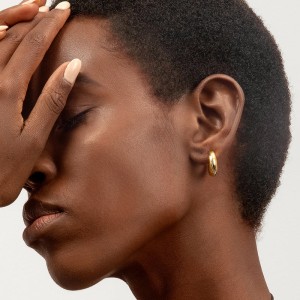 925 Sterling Silver Two-Tone C-Shape Minimalist Stud Earring 40400120 925 Sterling Silver Two-Tone C-Shape Minimalist Stud Earring 40400120