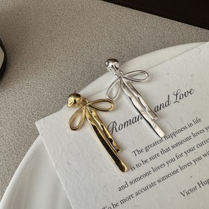 925 Sterling Silver Textured Bow Earring 40400128 925 Sterling Silver Textured Bow Earring 40400128