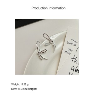 925 Sterling Silver Abstract Line Bow Earring 40400129