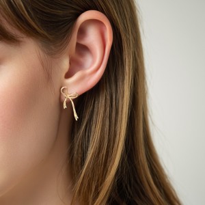 925 Sterling Silver Wire Bow Stud Earring 40400131 925 Sterling Silver Wire Bow Stud Earring 40400131