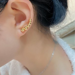 925 Sterling Silver Curved Graduated Ball Stud Earrings 40400149 925 Sterling Silver Curved Graduated Ball Stud Earrings 40400149