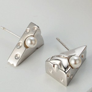 Triangle Cheese Pearl Stud Earring 40500004