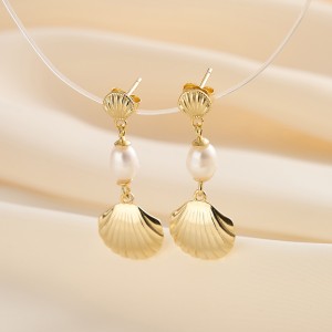925 Sterling Silver Fresh Water Pearl Shell Stud Earring 40500016