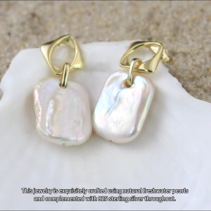 925 Sterling Silver Baroque Fresh Water Pearl Stud Earring 40500022