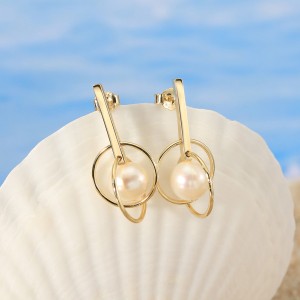 925 Sterling Silver Fresh Water Pearl Geometric Stud Earring 40500024