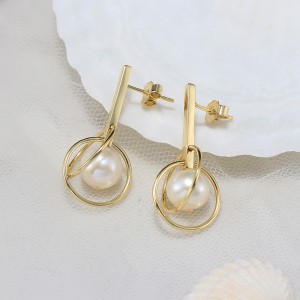 925 Sterling Silver Fresh Water Pearl Geometric Stud Earring 40500024
