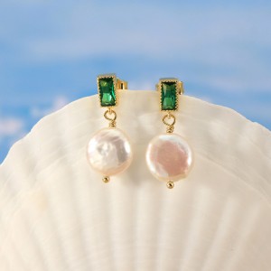 925 Sterling Silver Fresh Water Pearl Zirconia Stud Earring 40500033