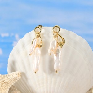 925 Sterling Silver Irregular Baroque Fresh Water Pearl Earring 40500038