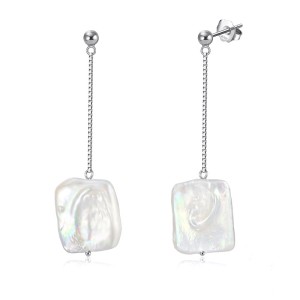 925 Sterling Silver Baroque Fresh Water Pearl Stud Earring 40500047