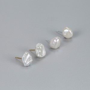 925 Sterling Silver Baroque Fresh Water Pearl Stud Earring 40500048