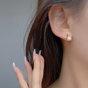 925 Sterling Silver Line Fresh Water Pearl Stud Earring 40500050