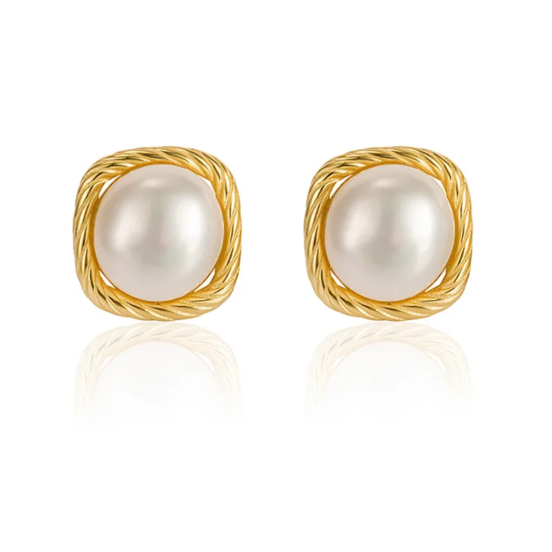 925 Sterling Silver Vintage Fresh Water Pearl Stud Earring 40500052