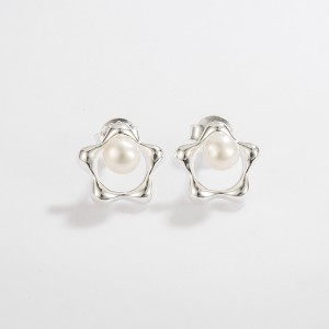925 Sterling Silver Flower Fresh Water Pearl Stud Earring 40500053