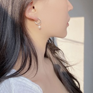 925 Sterling Silver C-shaped Fresh Water Pearl Dangle Earring 40500055