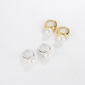 925 Sterling Silver Fresh Water Pearl Hoop Earring 40500058