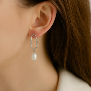 925 Sterling Silver Irregular Fresh Water Pearl Stud Earring 40500063