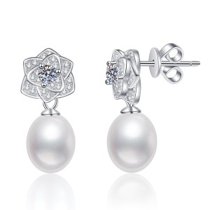 925 Sterling Silver Moissanite Fresh Water Pearl Stud Earring 40500066