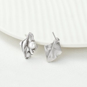925 Sterling Silver Irregular Pearl Stud Earring 40500071 925 Sterling Silver Irregular Pearl Stud Earring 40500071