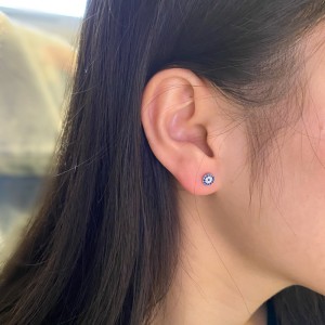Blue Eye Screw Back Stud Earring 40600019 Blue Eye Screw Back Stud Earring 40600019