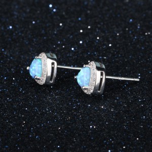 Zirconia Blue Heart Opal Stud Earring 40700020 Zirconia Blue Heart Opal Stud Earring 40700020