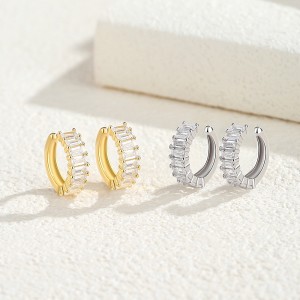 1pcs 925 Sterling Silver Gold Plated Baguette CZ Ear Cuff 50300011