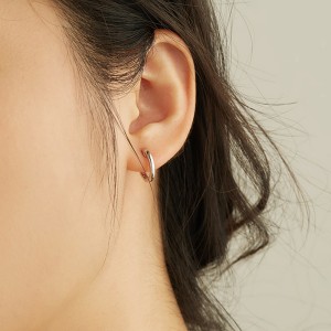 12mm Square Tube Hoop Earring 60200001