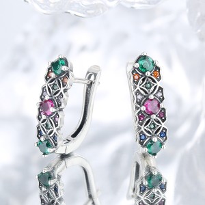 Vintage Rainbow Zirconia Clip Hoop Earrings 60200053 Vintage Rainbow Zirconia Clip Hoop Earrings 60200053