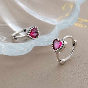 Vintage Zirconia Heart Hoop Earrings 60200095 Vintage Zirconia Heart Hoop Earrings 60200095