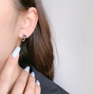 Mystic Rainbow Zirconia Huggie Hoop Earrings 60200097 Mystic Rainbow Zirconia Huggie Hoop Earrings 60200097