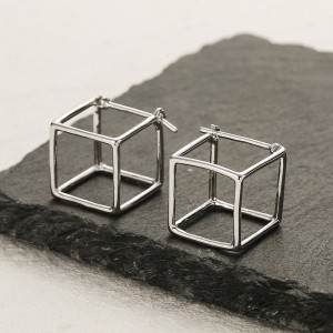Geometric Hollow Cube Hoop Earring 60200115 Geometric Hollow Cube Hoop Earring 60200115