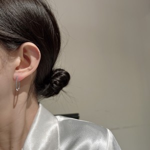 French U Shape Hoop Earring 60200120 French U Shape Hoop Earring 60200120