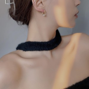 Elegant Pearl Hoop Earring 60200123 Elegant Pearl Hoop Earring 60200123