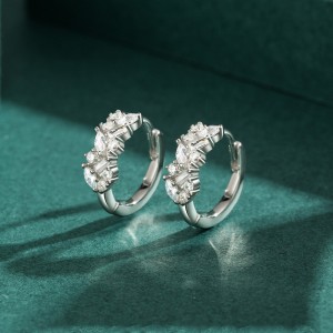 Irregular Zirconia Hoop Earring 60200150 Irregular Zirconia Hoop Earring 60200150