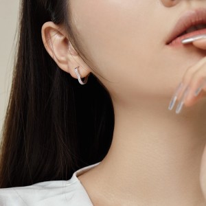 Full Zirconia Heart Hoop Earrings 60200185 Full Zirconia Heart Hoop Earrings 60200185