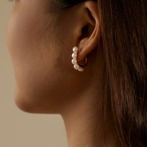 925 Sterling Silver Pearl Hoop Earring 60200216