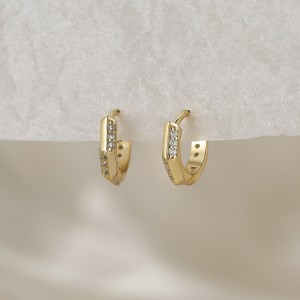 925 Sterling Silver Geometric Zirconia Hoop Earring 60200226