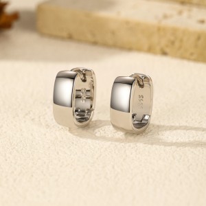 925 Sterling Silver Mirror Hoop Earring 60200228